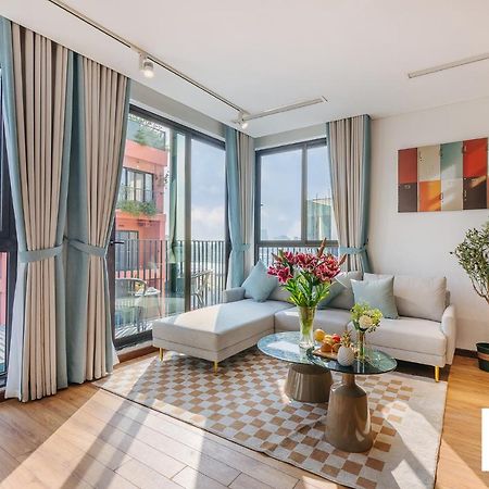 Margaery Boutique Apartment & Skyon9 Rooftop Bar Hanoi Exterior foto