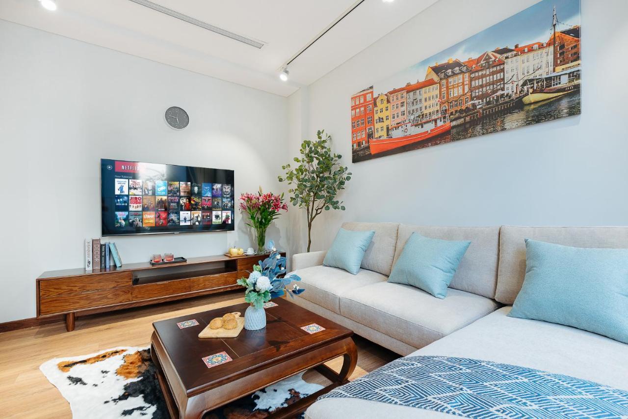 Margaery Boutique Apartment & Skyon9 Rooftop Bar Hanoi Exterior foto