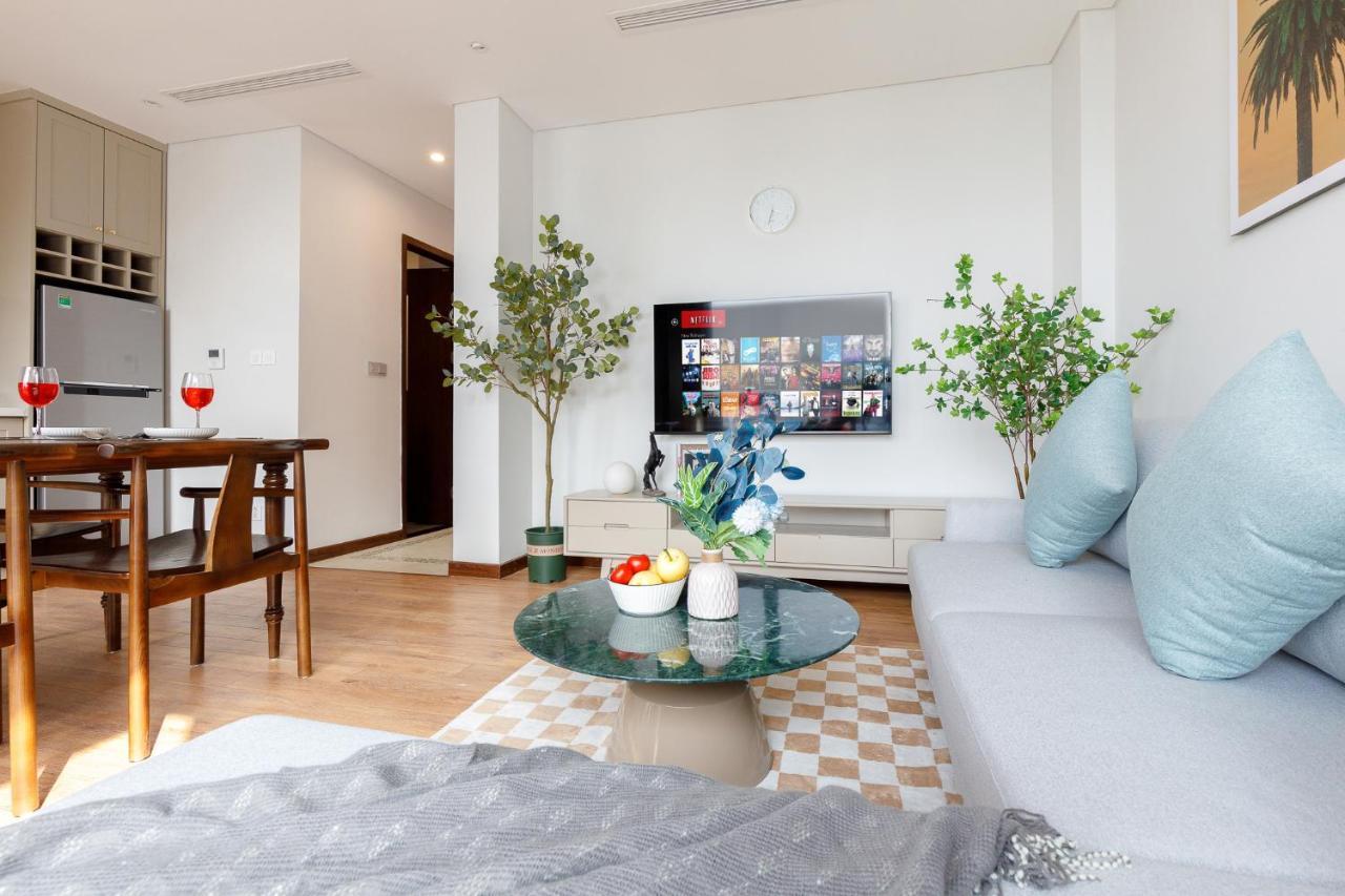 Margaery Boutique Apartment & Skyon9 Rooftop Bar Hanoi Exterior foto